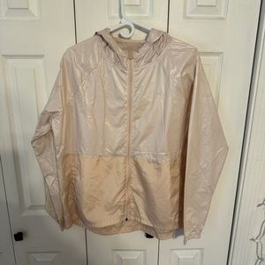 ✨Under Armour Wind Breaker / Raincoat